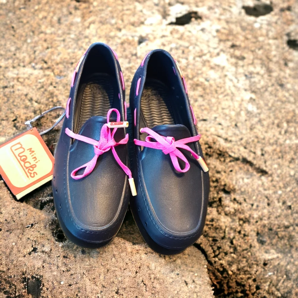 NWT Kids town & beach mocassins water shoes (plastic, drain holes) junior size 3 - Picture 13 of 14